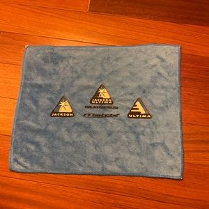 Jackson towel for wiping skates